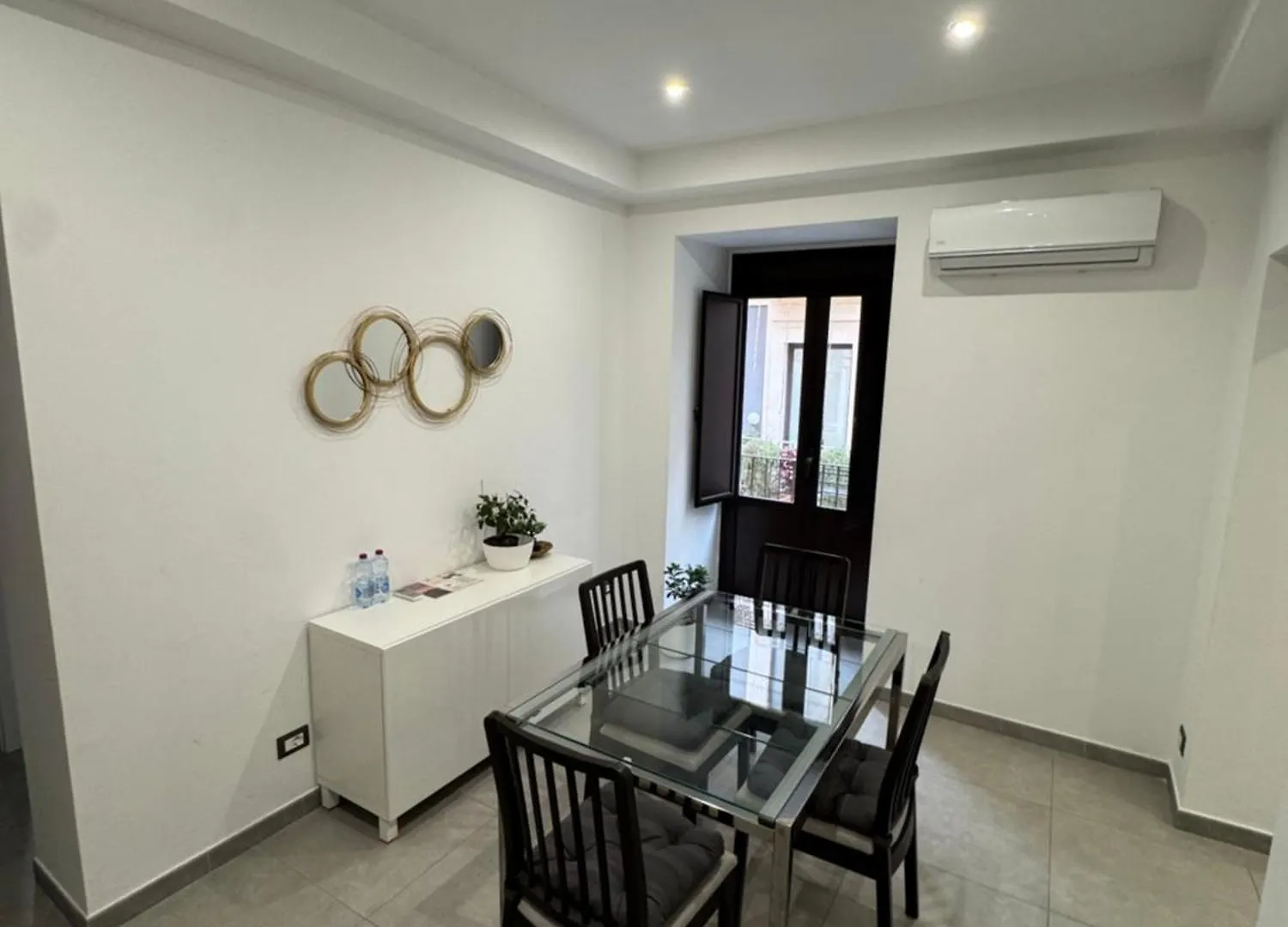 Sistra Apartment Catania 0*,  Italia